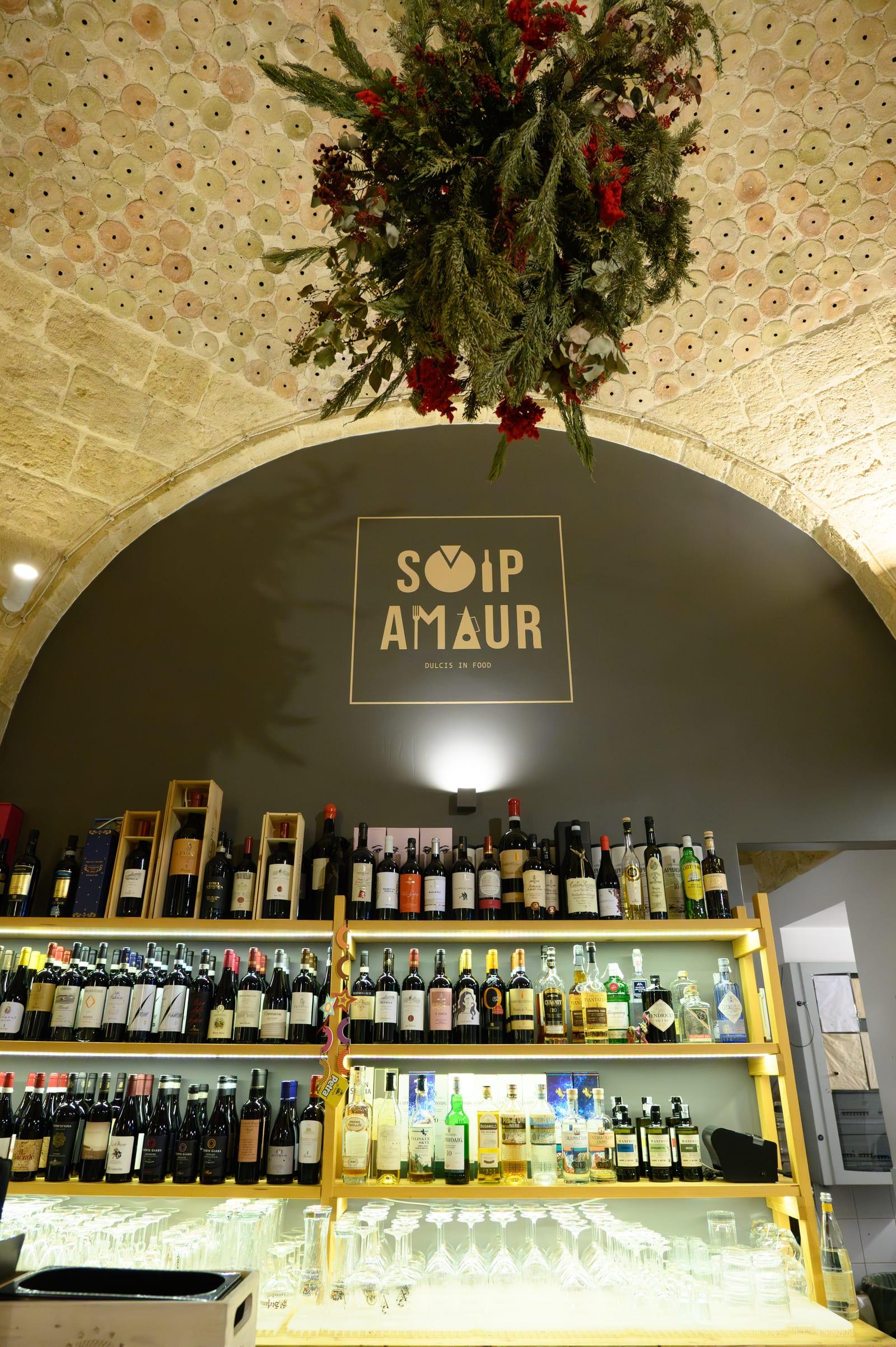 Soip Amaur bar and logo